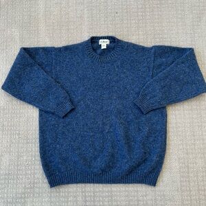 L.L. Bean 100% Wool Men's Crewneck Sweater in Heathered Navy